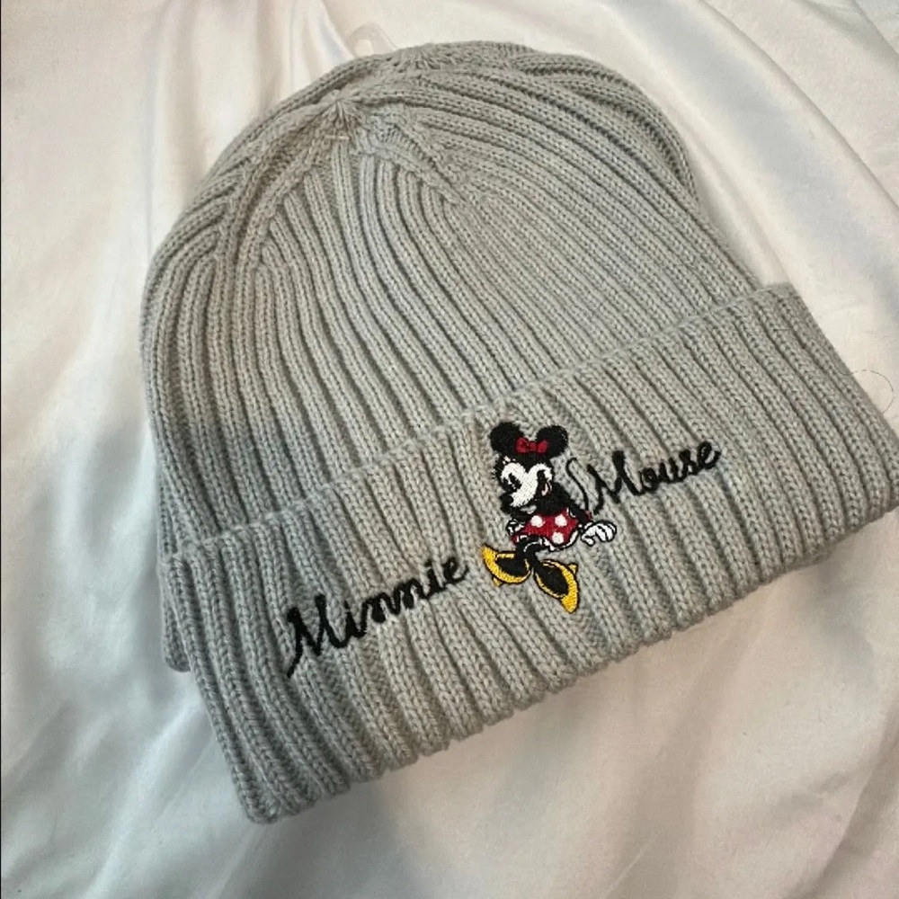 Disney Parks Kids Grey Knit Beanie with Embroidered Minnie Mouse